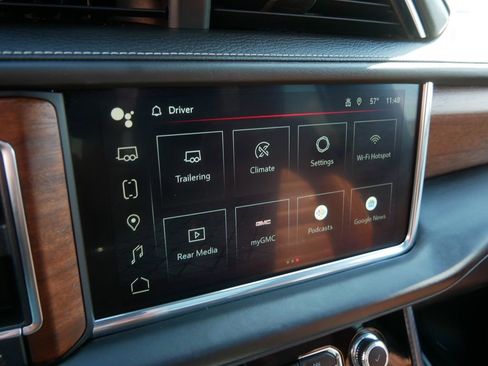 Certified 2023 GMC Yukon Denali Ultimate AWD/4WD image 23