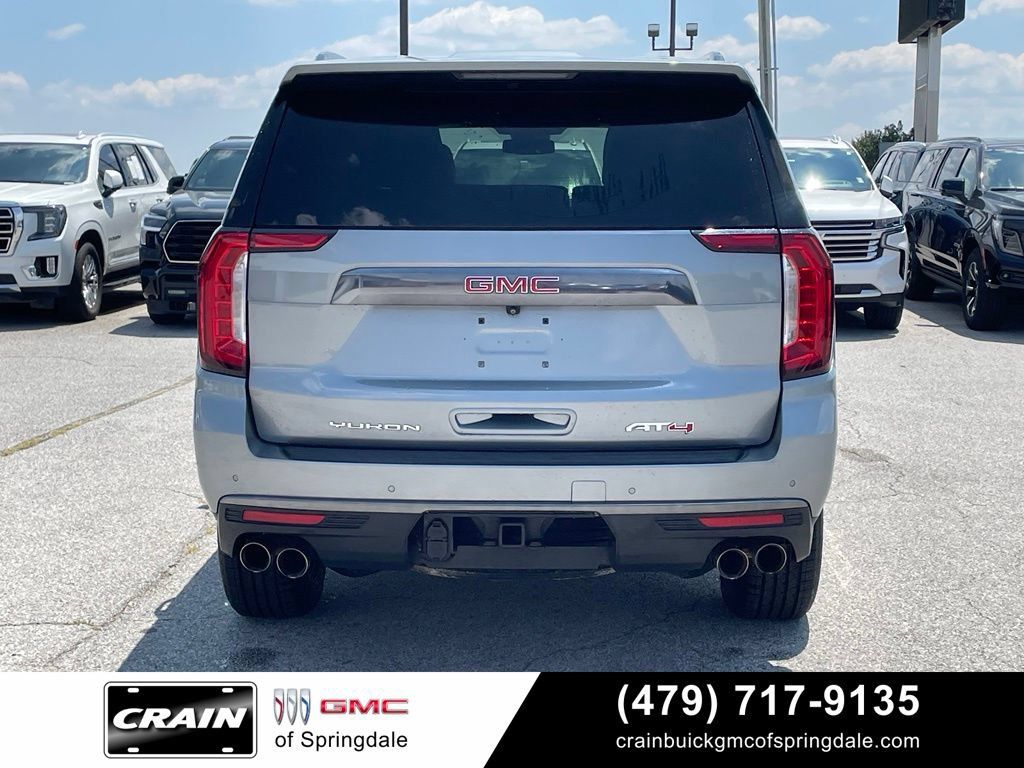 Used 2024 GMC Yukon AT4 w/ Technology Package AWD/4WD image 6