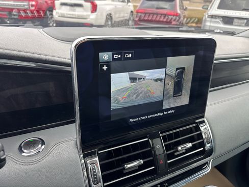 Certified 2019 Lincoln Navigator Select w/ Technology Package image 20