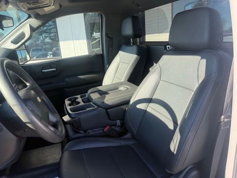 Used 2022 Chevrolet Silverado 1500 W/T w/ WT Value Package image 3