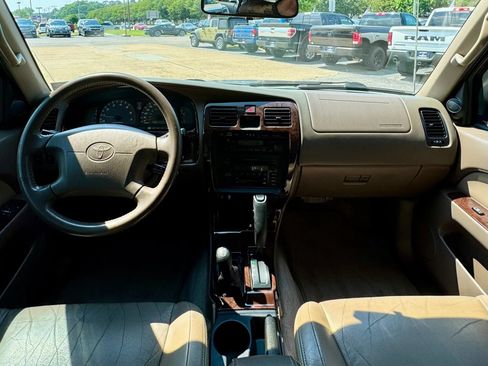 Used 2001 Toyota 4Runner Limited AWD/4WD image 13