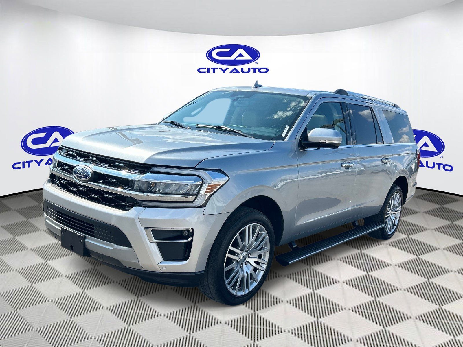 Used 2024 Ford Expedition Max Limited AWD/4WD image 8