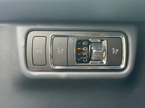 New 2026 Lincoln Aviator AWD image 18