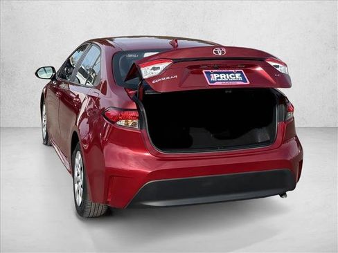 Used 2024 Toyota Corolla LE FWD image 7