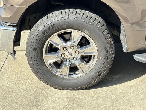 Used 2016 Ford F150 XLT w/ Equipment Group 302A Luxury image 12