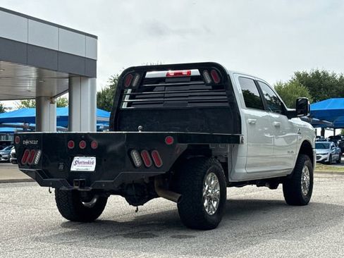Used 2023 RAM 2500 Laramie AWD/4WD image 9