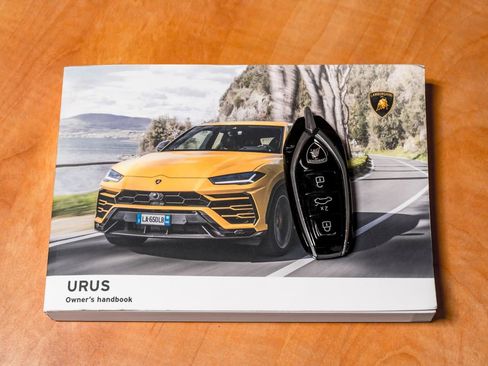 Used 2021 Lamborghini Urus image 69