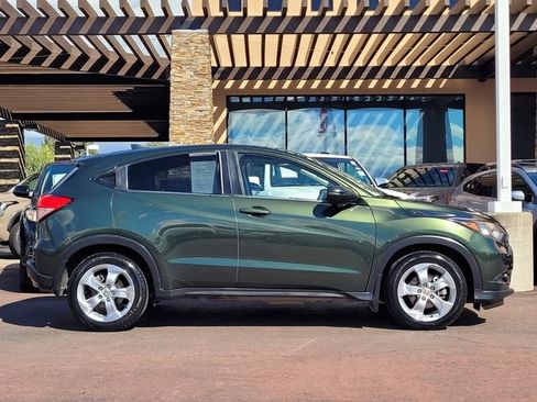 Used 2016 Honda HR-V EX image 5