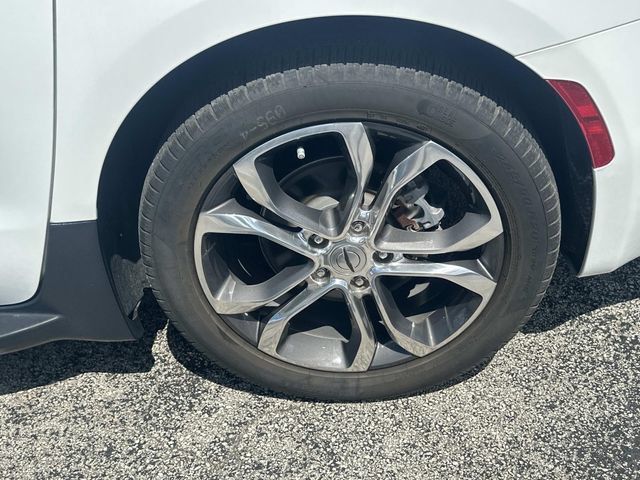 Used 2022 Chrysler Pacifica Pinnacle FWD image 10