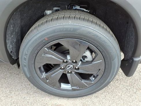 New 2026 Nissan Rogue SV FWD image 4