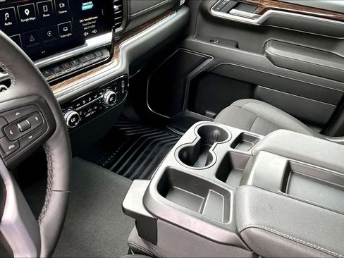 Used 2025 GMC Sierra 1500 Elevation w/ X31 Off-Road Package image 17