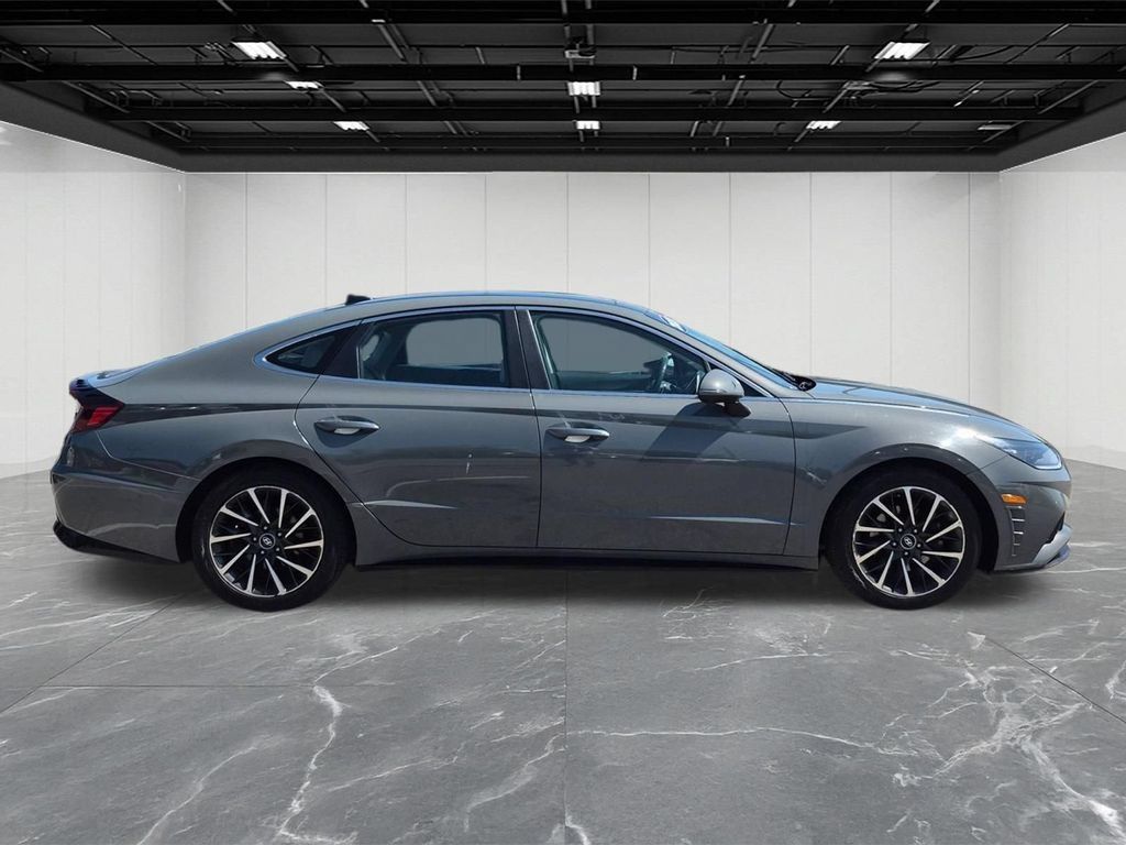 Used 2020 Hyundai Sonata Limited w/ Cargo Package FWD image 6