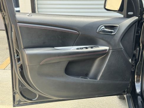 Used 2017 Dodge Journey GT AWD/4WD image 38