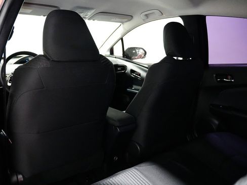 Used 2017 Toyota Prius Two w/ Carpet Mat Package image 20