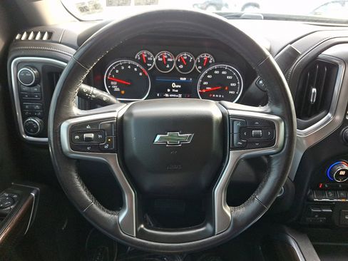 Used 2021 Chevrolet Silverado 1500 LT Trail Boss w/ Convenience Package II image 19