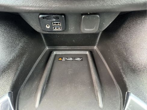 Used 2023 Chevrolet Traverse RS AWD/4WD image 24
