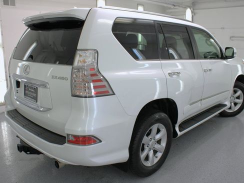 Used 2014 Lexus GX 460 image 30