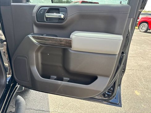 Used 2020 GMC Sierra 1500 Elevation w/ Elevation Value Package image 15