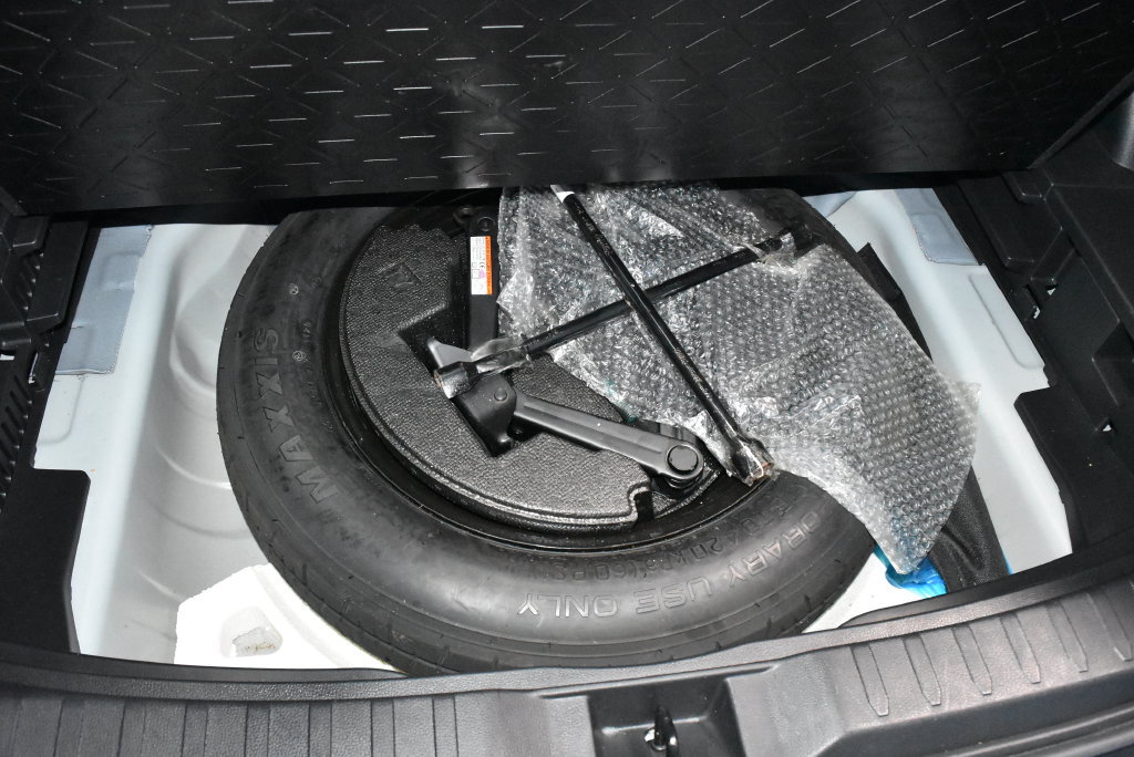 Used 2020 Toyota RAV4 XLE FWD image 33