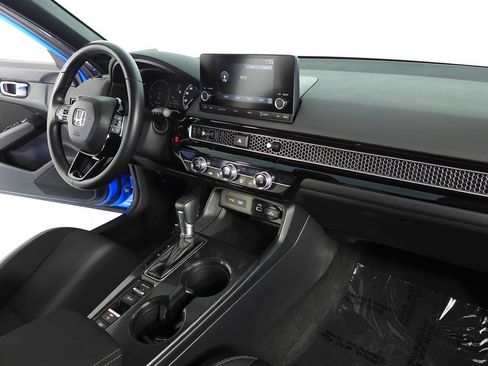Used 2024 Honda Civic Sport image 13