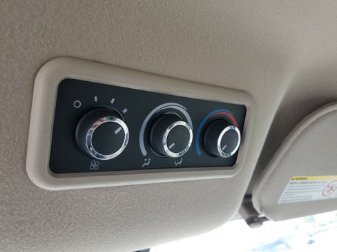 Used 2020 Chevrolet Express 3500 LT w/ LT Preferred Equipment Group image 27