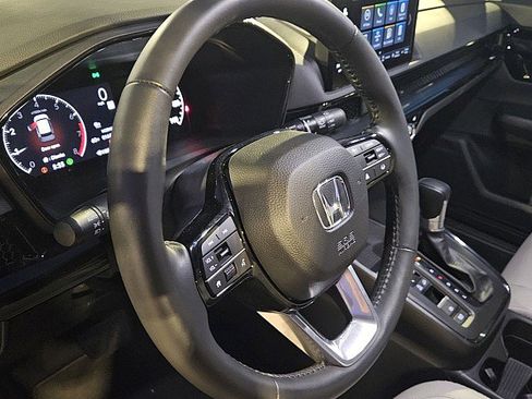 Used 2024 Honda CR-V EX-L image 18