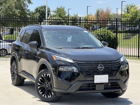 New 2026 Nissan Rogue Dark Armor FWD image 2