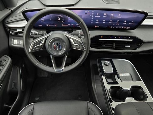 Used 2025 Buick Enclave Preferred image 13
