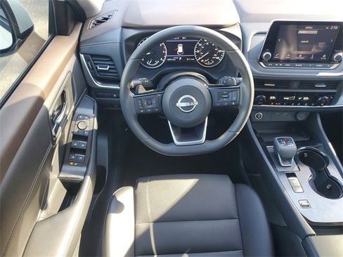 Certified 2023 Nissan Rogue SV w/ SV Premium B Package image 12