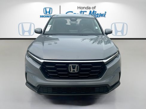 Used 2025 Honda CR-V LX image 2