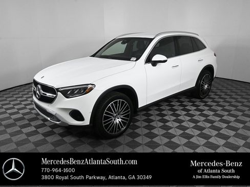 Certified 2025 Mercedes-Benz GLC 300 GLC 300 image 1