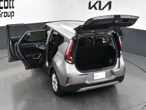 Certified 2023 Kia Soul LX w/ LX Technology Package image 39