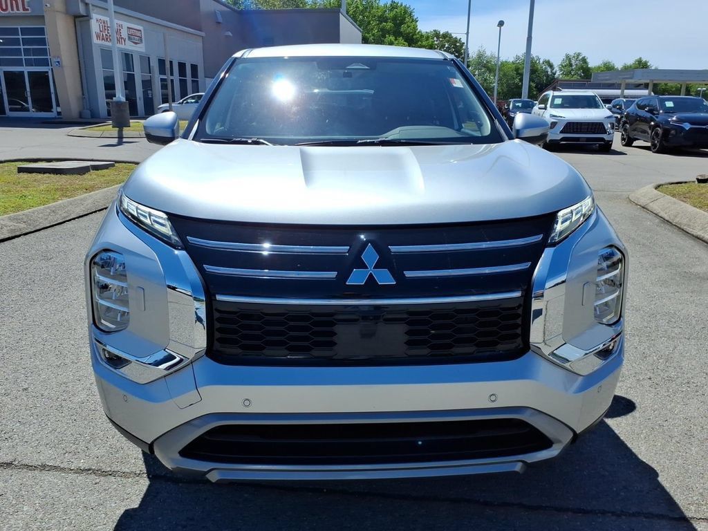Used 2025 Mitsubishi Outlander SE AWD/4WD image 20