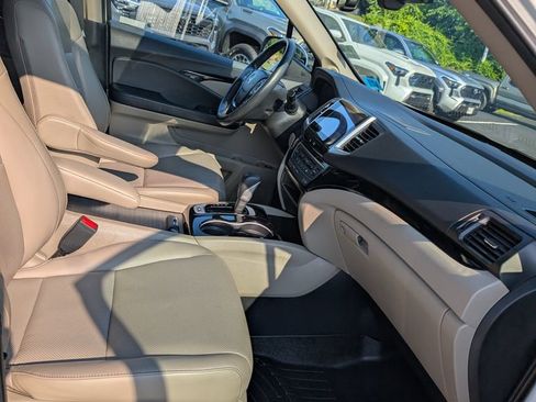Used 2019 Honda Ridgeline RTL-E image 19