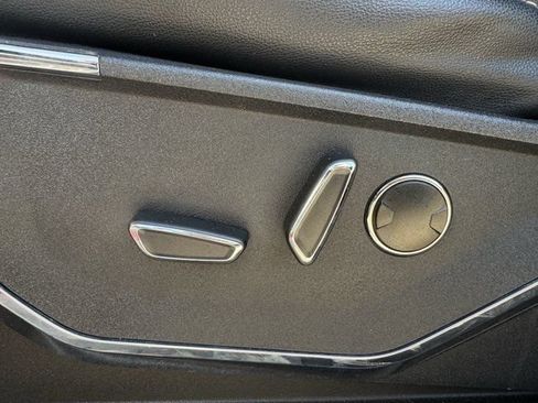 Used 2023 Ford F150 Lariat w/ Equipment Group 502A High AWD/4WD image 30