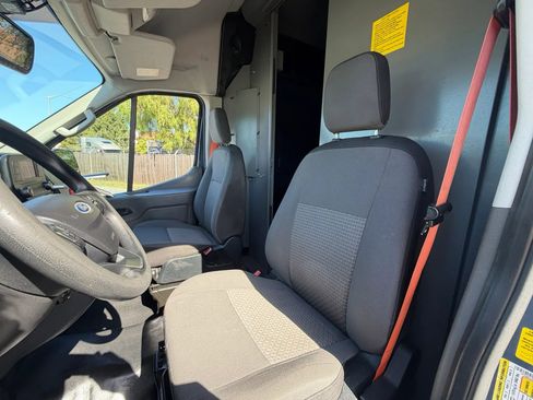 Used 2020 Ford Transit 250 148 High Roof Extended RWD image 8