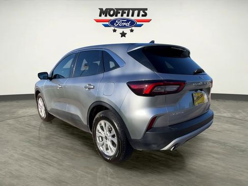 Certified 2023 Ford Escape Active FWD image 3