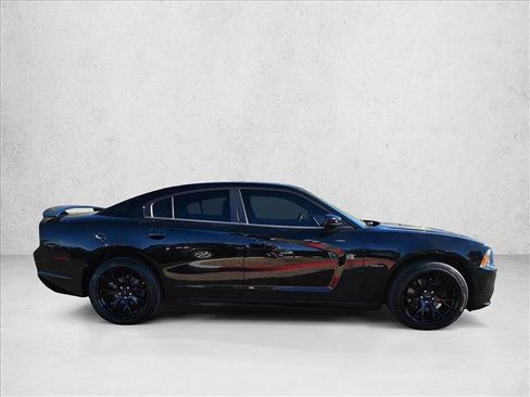 Used 2011 Dodge Charger R/T image 4