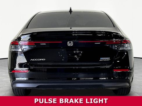Used 2025 Honda Accord Sport image 5