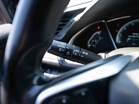 Used 2017 Honda Civic Touring image 13