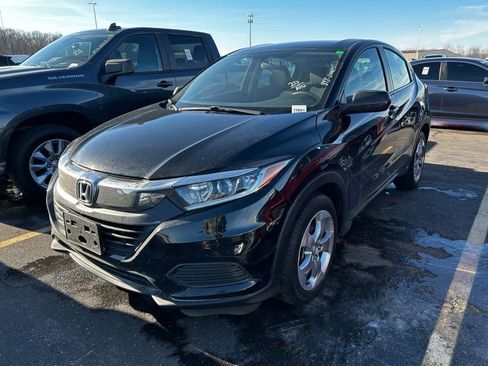 Used 2020 Honda HR-V LX image 2