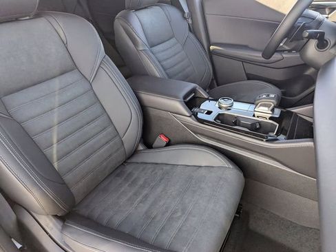 New 2026 Mitsubishi Outlander SE image 6