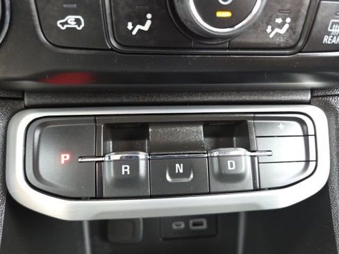 Used 2023 GMC Acadia SLT w/ Preferred Package image 49