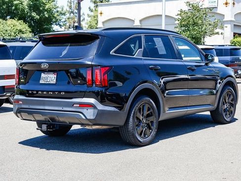 Used 2021 Kia Sorento S AWD/4WD image 5