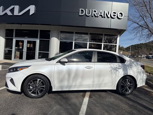 Certified 2023 Kia Forte LXS image 4