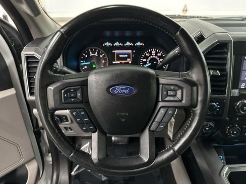 Used 2018 Ford F150 XLT w/ Equipment Group 302A Luxury AWD/4WD image 16