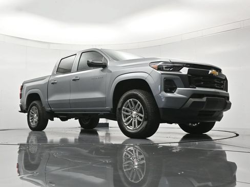 Certified 2026 Chevrolet Colorado LT w/ LT Convenience Package RWD image 39