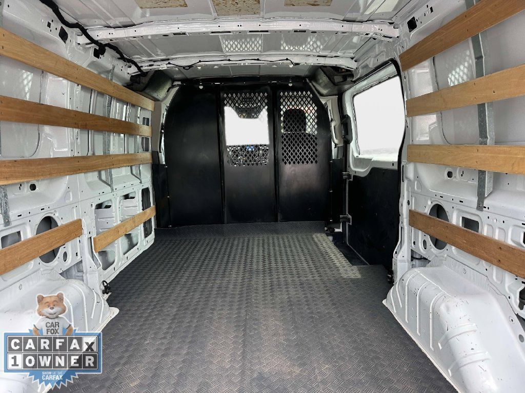 Used 2024 Ford Transit 250 Low Roof w/ Exterior Upgrade Package RWD image 10