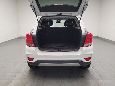 Used 2018 Chevrolet Trax LT w/ Redline Edition image 29