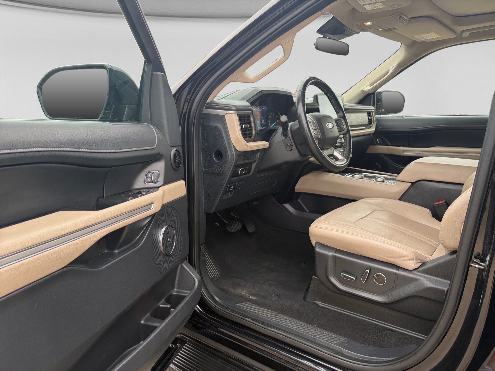 Used 2024 Ford Expedition Limited AWD/4WD image 26